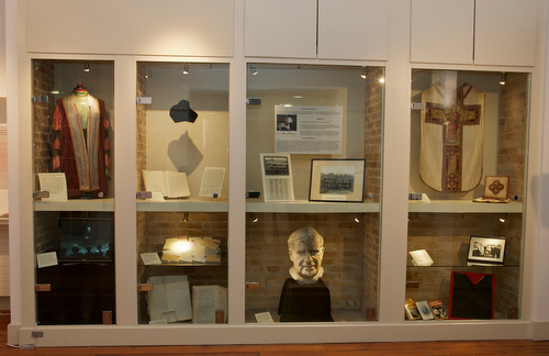 Exhibition Display Cases, Jennings Gallery, UCC