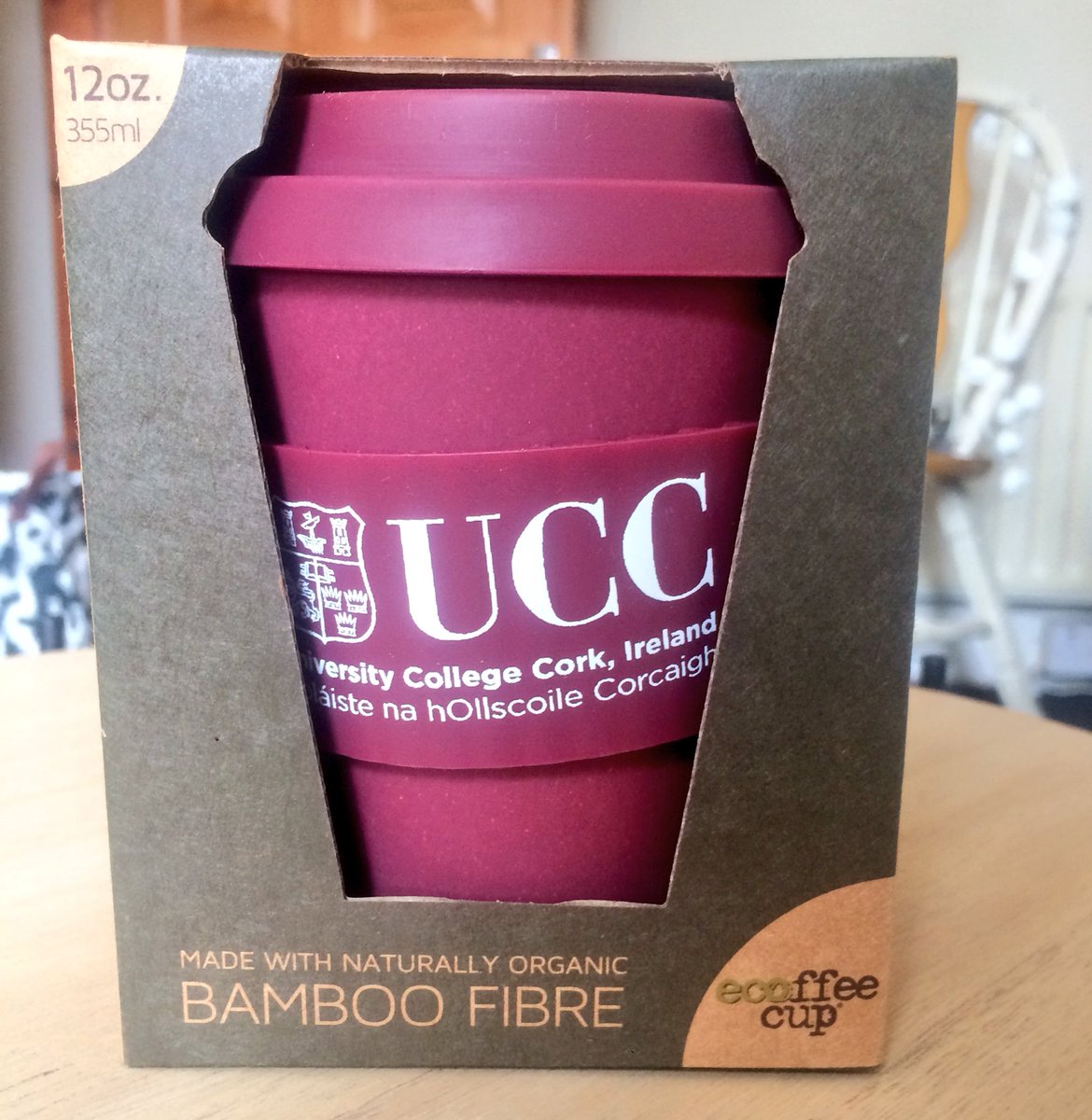 UCC Freshers issued with reusable bamboo coffee cups