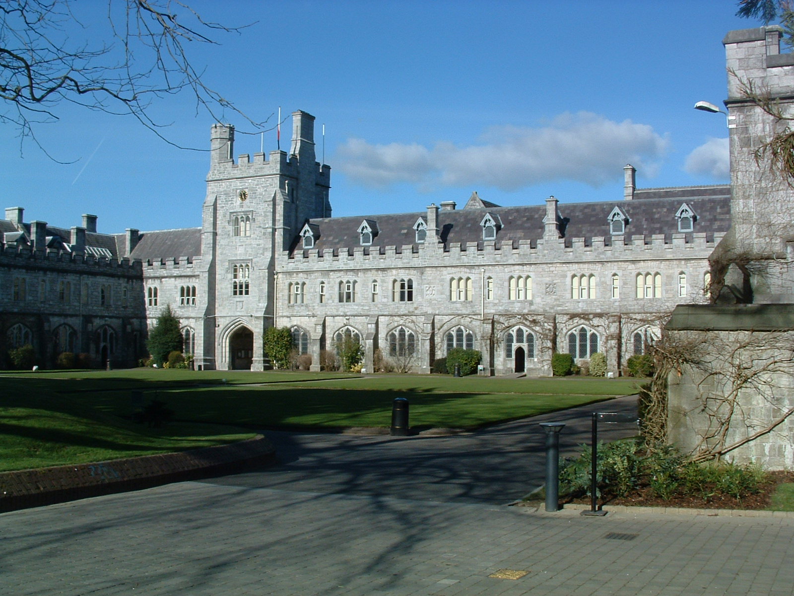 UCC climbs to 2nd place in GreenMetric World Rankings!!