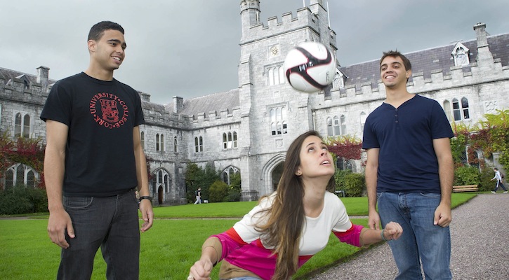 Henrique Lozes, Paula Amorim and Helio Junior show their ball skills at UCC - A large cohort of Brazilian students have arrived at UCC, the first in a wave of international students expected under the Brazilian Science Without Borders programme. The largest scholarship scheme in the world, it aims to place 100,000 Brazilian students in overseas higher education institutions over the next four years. UCC already has extensive research contacts with leading Brazilian universities and research centres across the country (Picture Gerard McCarthy)
