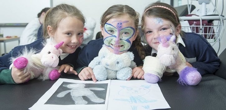 Medical students operate Teddy Bear Hospital