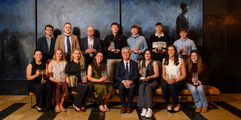 Among the attendees at the 25/26 UCC Sports Star Awards are Ronan O’Driscoll of Bank of Ireland, James Tovey of Bank of Ireland, Paddy Crowley, President of UCC Hurling Club, Austin Murphy (Gaelic Football), Robbie Walsh (Golf), John O’Donovan (Soccer), Christopher Barrett (Rugby), Sarah O’Brien (Camogie), Aoife Healy (Camogie/Ladies Gaelic Football), Maadhbh Ring (Camogie), Meabh Murphy (Camogie), Professor John O’Halloran, President of UCC, Lisa Lonetti (Volleyball), Emer Dunne (Basketball), and Sarah Butler (Athletics). Photo: Daragh McSweeney/Provision