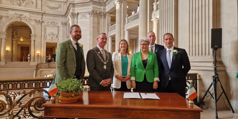 At the signing of the Memorandum of Understanding in San Francisco are (front L-R) Consul General Michael Smith, Lord Mayor of Cork Cllr Fergal Dennehy, UCC Vice President of Global Engagement Prof Ursula Kilkelly, Dean of the University of San Francisco's School of Management Otgo Erhemjamts, Mayor of San Francisco Daniel Lurie and (back) Sean Keighran, chair of the San Francisco Cork Sister City Committee.  