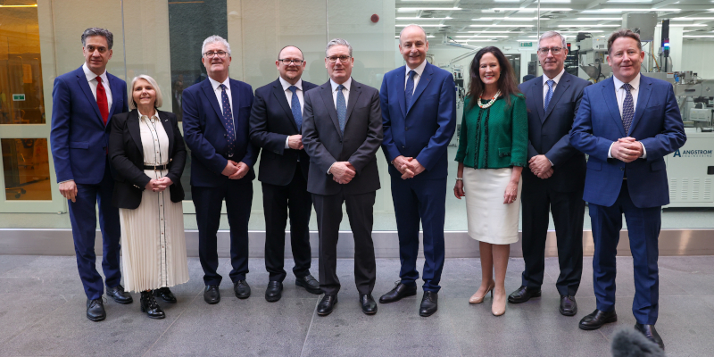 UK Secretary of State for Energy Security and Net Zero Ed Miliband, Head of the UCC College of Science, Engineering and Food Science Prof. Sarah Culloty, UCC President Prof. John O'Halloran, CEO of Tyndall National Institute Prof William Scanlon, UK Prime Minister Sir Keir Starmer, An Taoiseach Micheál Martin, UCC Director of European Relations & Public Affairs Dr Jean van Sinderen-Law, Chair of the board of Tyndall Dr Denis Doyle and Minister for Transport, Climate, Energy and the Environment Darragh O'Brien at UCC's Tyndall National Institute today. Photo: Government Information Service.