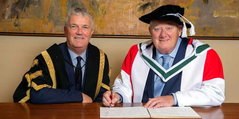 John Creedon with UCC President John O'Halloran John Creedon with UCC President John O'Halloran
