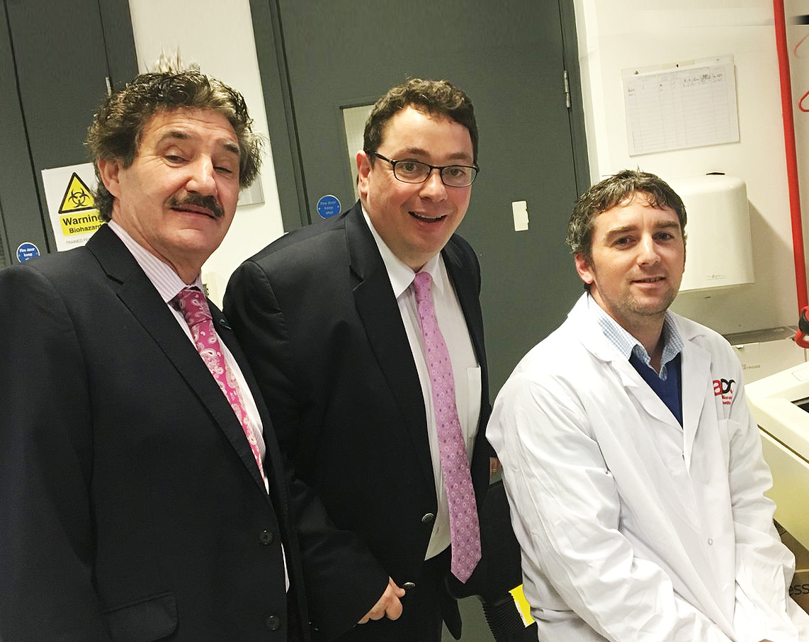 Minister for Training and Skills visits Prof Cryan's Lab