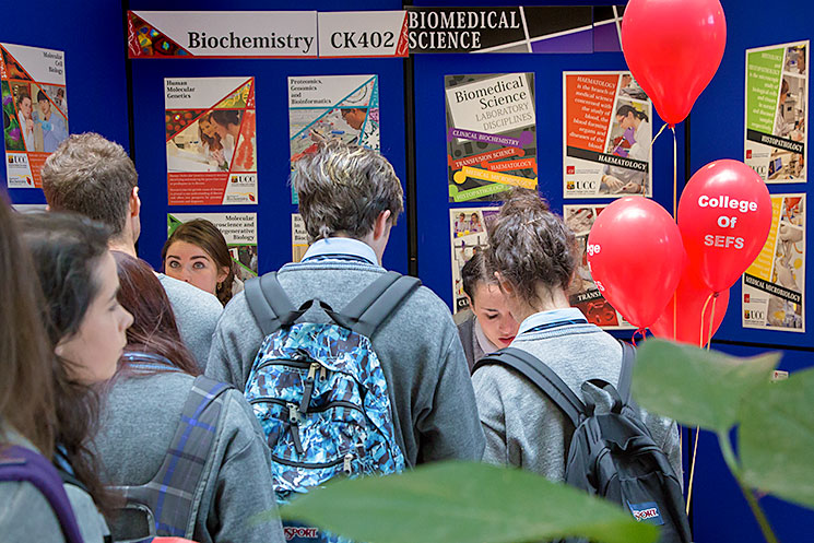 Secondary School students interested in studying Biochemistry discuss their futures with Biochemistry student ambassadors, Aisling Flood and Naomi Hanrahan, at the Biochemistry and Cell Biology stand at UCC Open Day 2017.