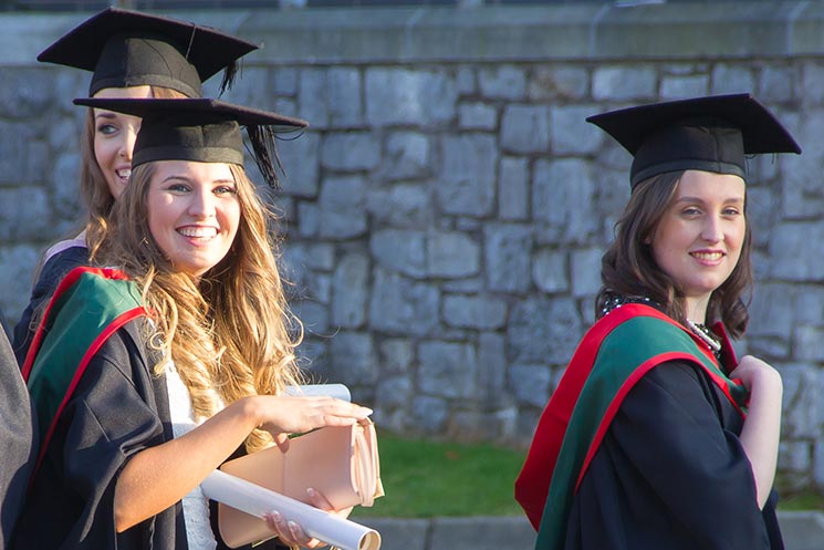 Aoife Hunter and Louise Guiney
