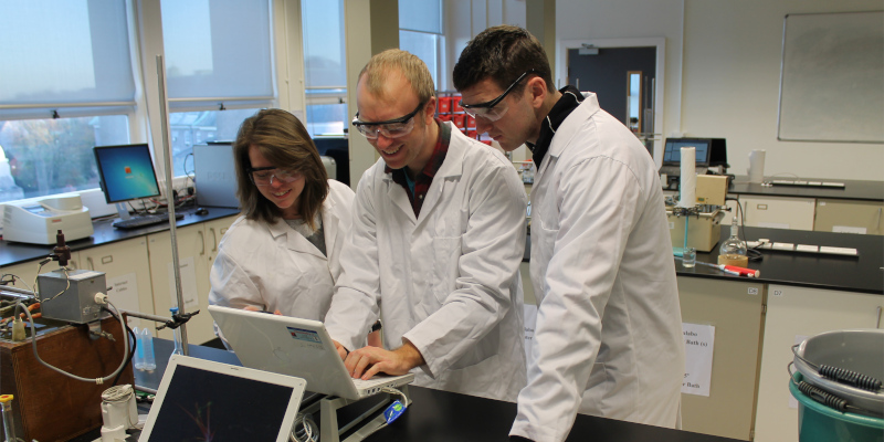 School of Chemistry commits to Green Chemistry
