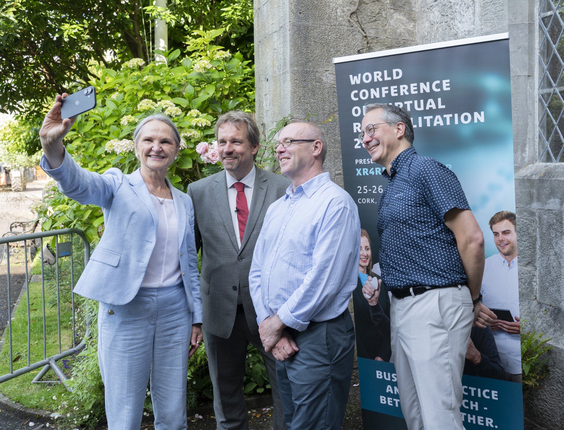 Helen Whelton, Joseph McVeigh, Remco Hoogendijk, Philippe Archambault taking a selfie Helen Whelton, Joseph McVeigh, Remco Hoogendijk, Philippe Archambault taking a selfie