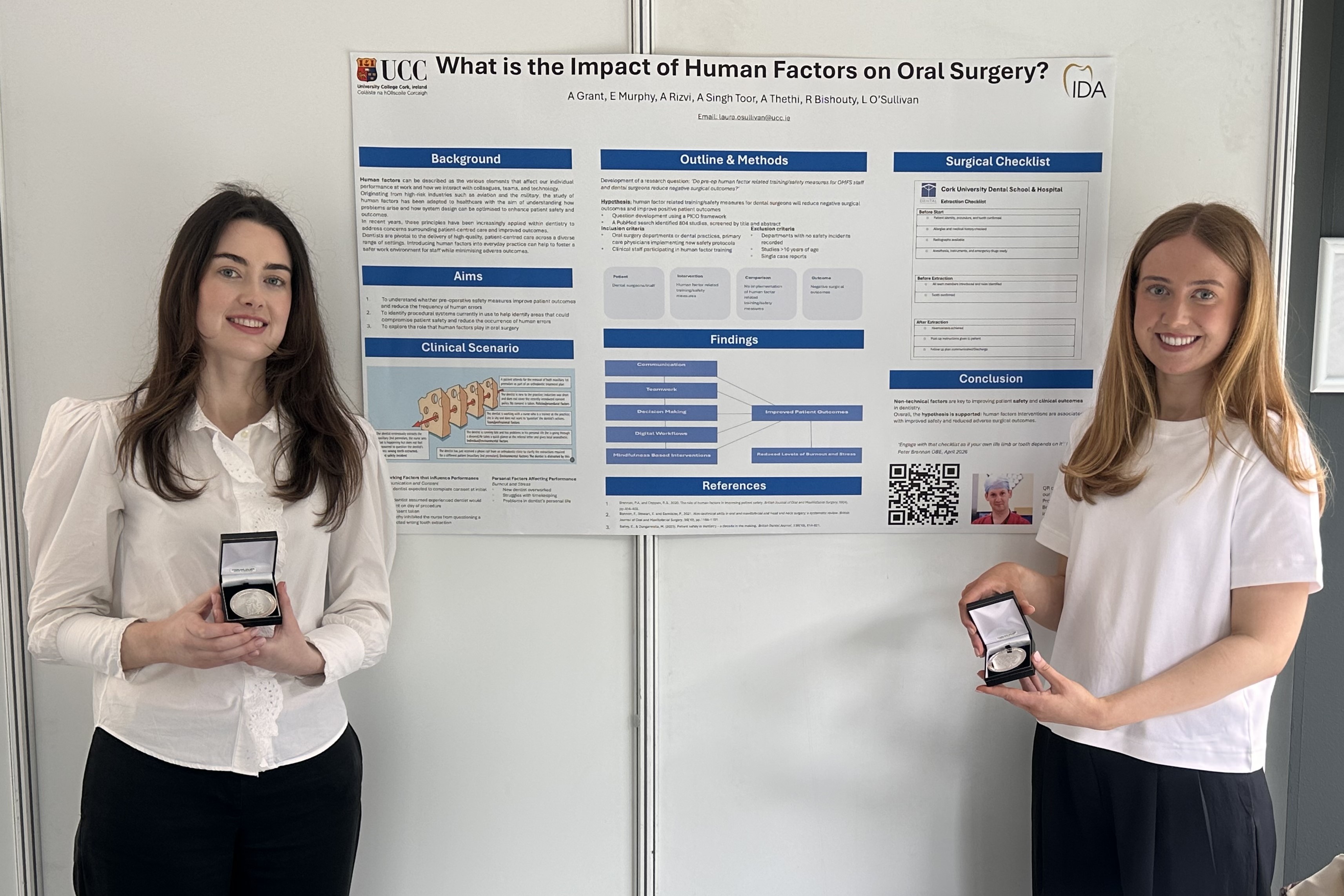 Congratulations to Ava Grant and Elaine Lawrence Murphy, BDS5 students, who won the Tony Costello Medal for their poster presentation "What is the impact of human factors on oral surgery?" at the Irish Dental Association conference in Killarney last Friday 