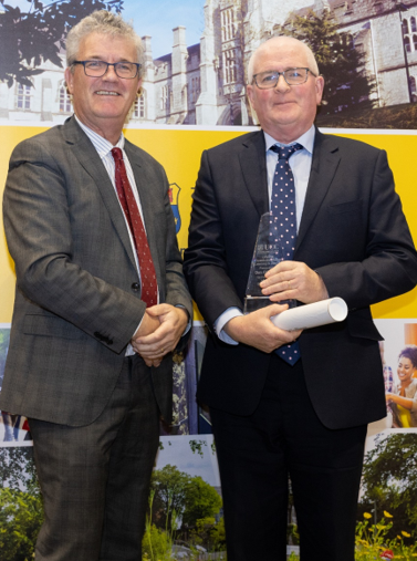 Dr Dan O'Sullivan presented with a Lifetime Contribution Award