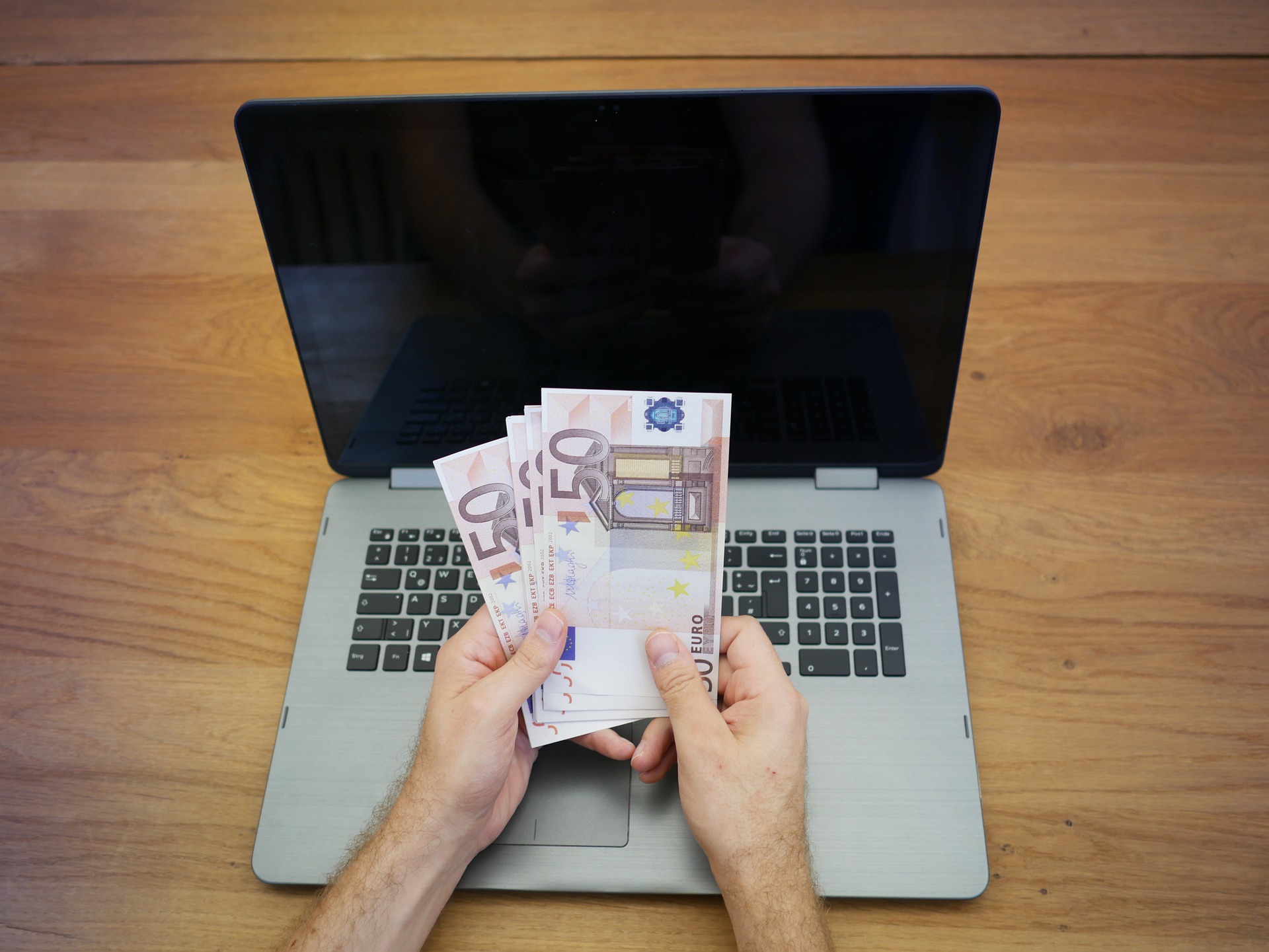 How is online gambling regulated across Europe?