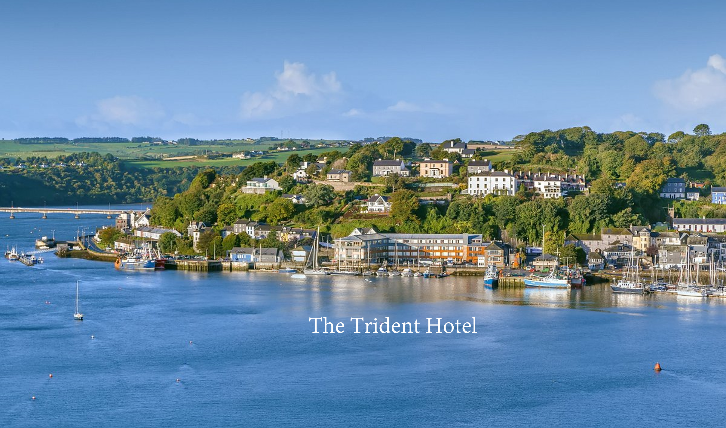 scenic, water, boats, hotel