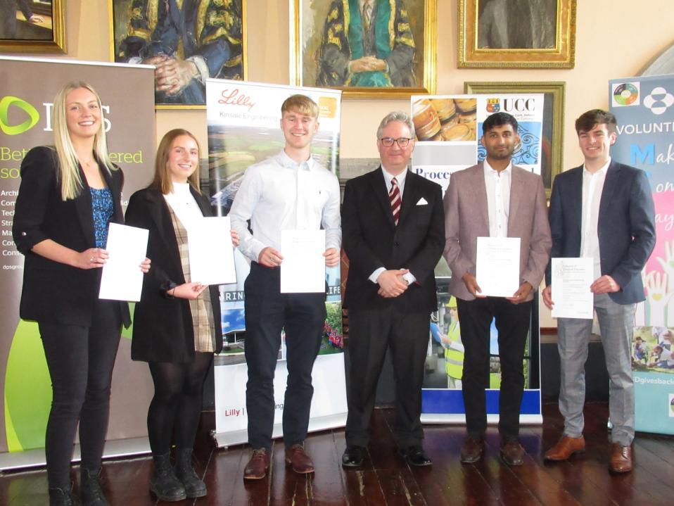 UCC students receive Macnab-Lacey Prize from IChemE All Ireland Chair