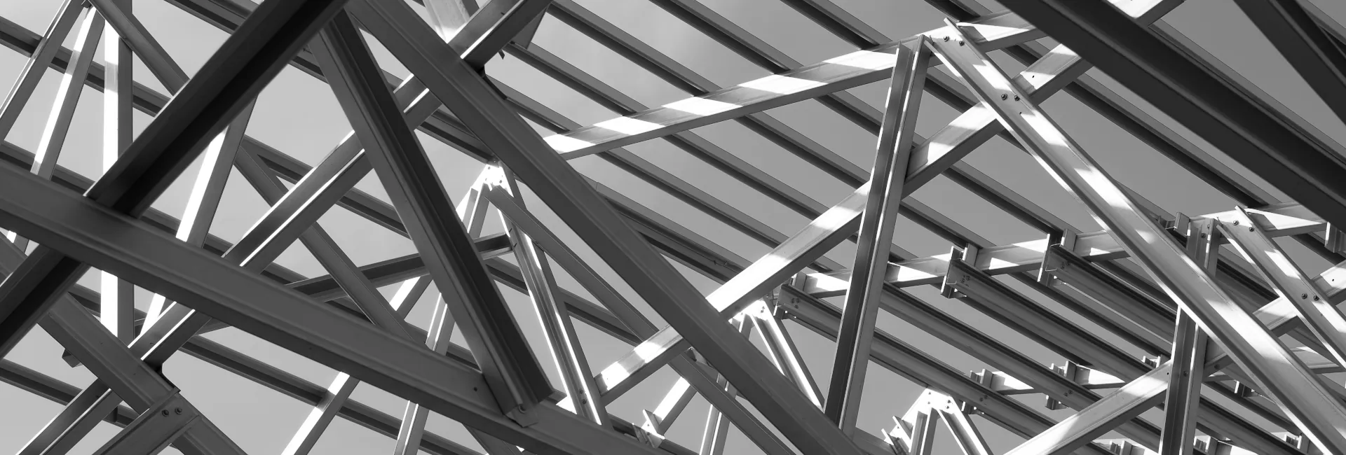 Internal steel beams in a civil engineering structure