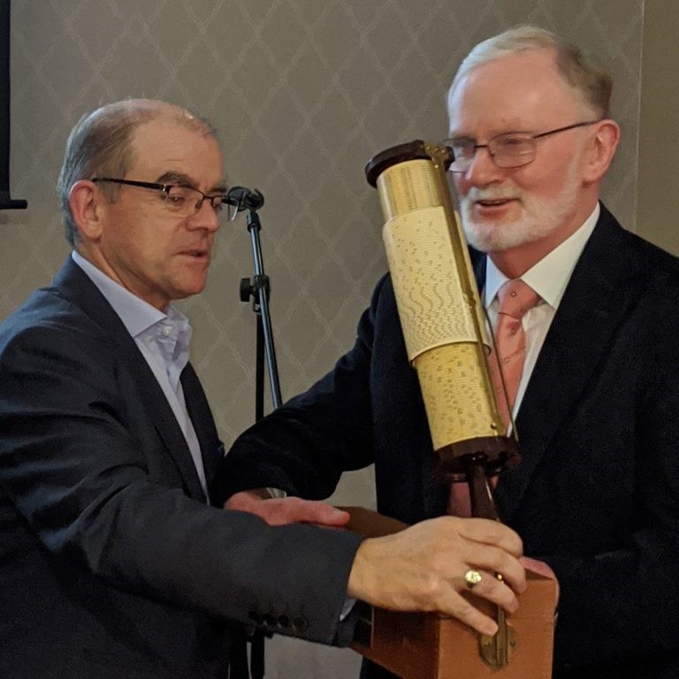 Professor Gerard T. Wrixon Presented with MIDAS Ireland Lifetime Achievement Award