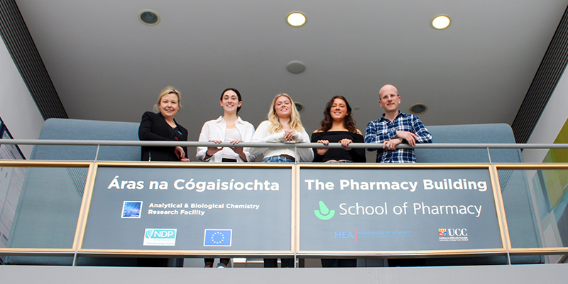 (L-R)  Dr Lorraine Bateman (BPharm1 Year Coordinator, School of Pharmacy), Níamh Conroy (BPharm1), Rachel Desmond (BPharm1), Grace Quirke (BPharm1), Dr J.J. Keating (Chair of the Student Experience Committee, School of Pharmacy). Missing from the photo is Ellen Connolly (BPharm1)