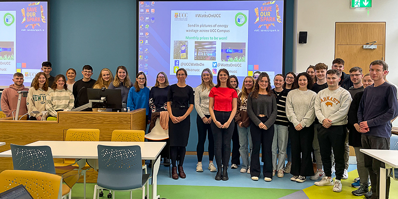 Sepsis Expert Shares Life-Saving Knowledge with Pharmacy Students