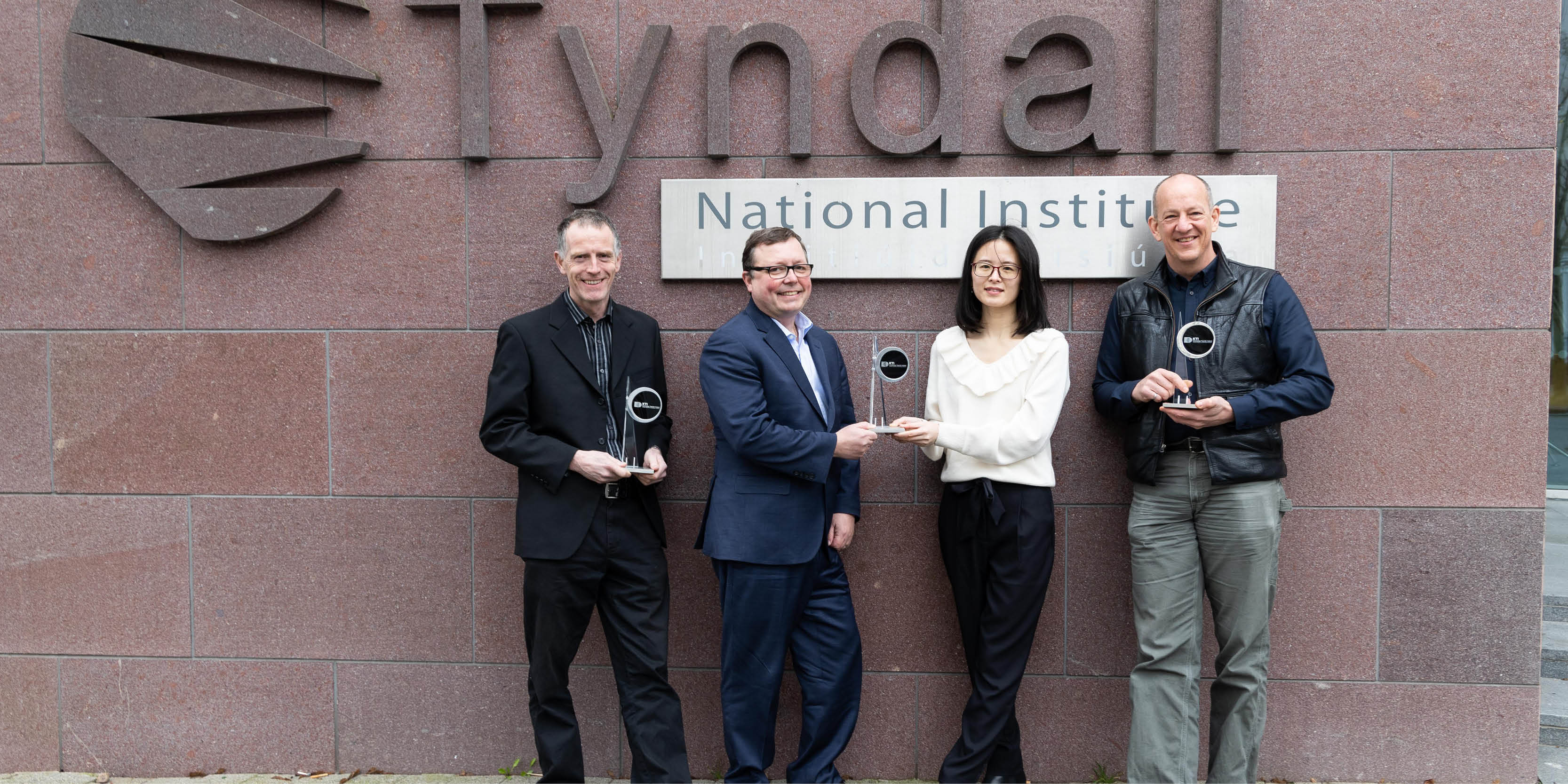 UCC Physics and Tyndall National Institute collaboration takes top industry award