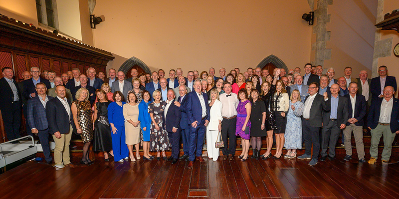 Class Reunions: Friends Reunited