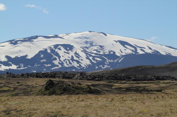 Icelandic Volcanoes and Irish Prehistory: tales of tephra