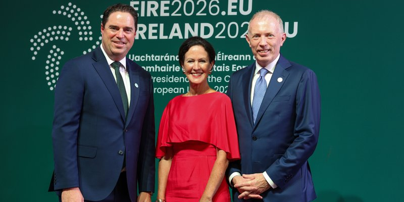 Minister for Agriculture, Food and the Marine, Martin Heydon TD, UCC Director of European Relations & Public Affairs Dr Jean van Sinderen-Law, and Minister of State with responsibility for Fisheries at the Department of Agriculture, Food and the Marine, Timmy Dooley, TD.