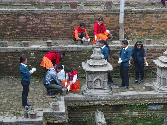 Sharing ‘Nepali students’ school environment initiatives’ memories with secondary school students of Cork, Ireland. 