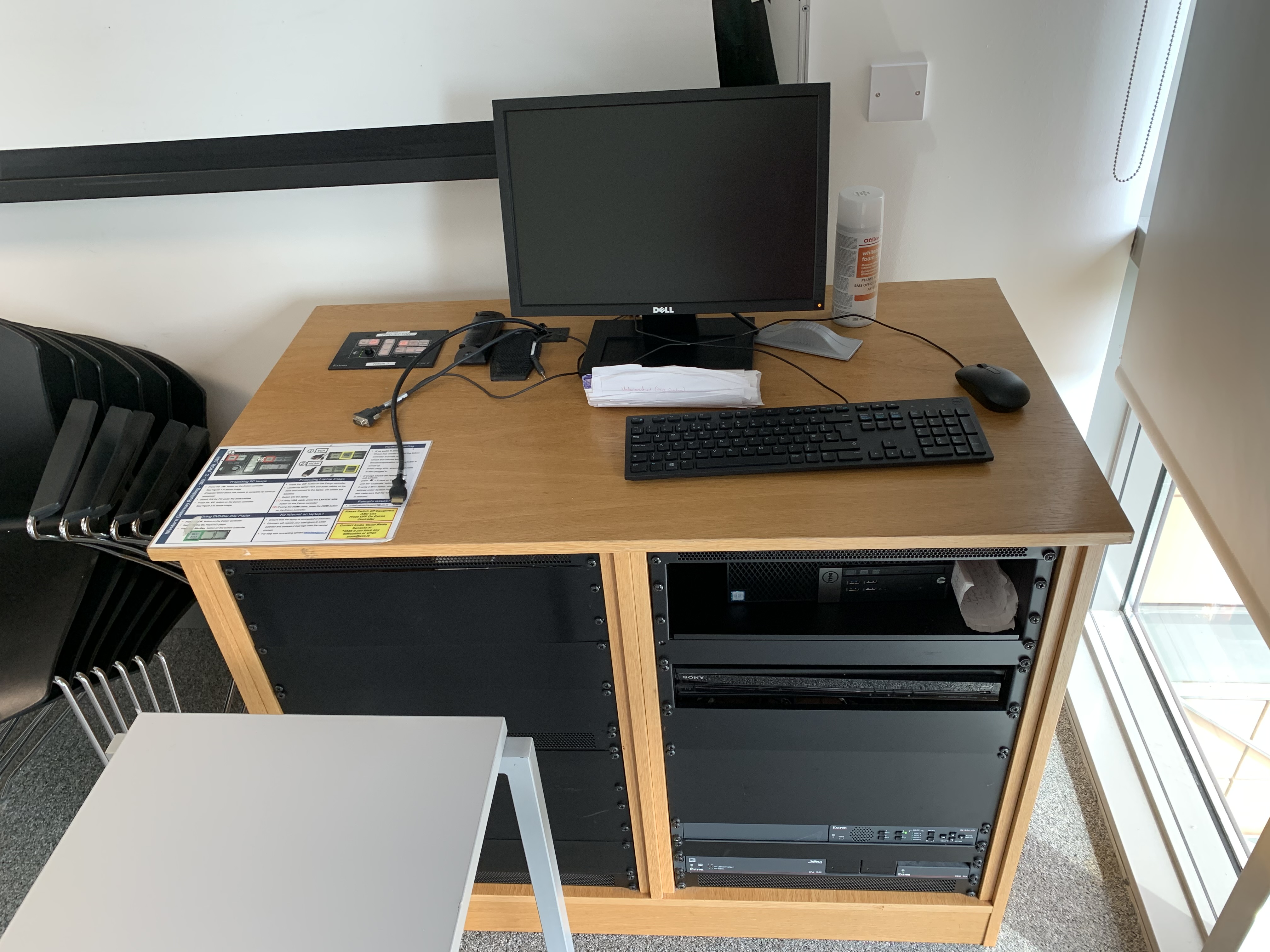 Photo of the desk in WGB 3.69