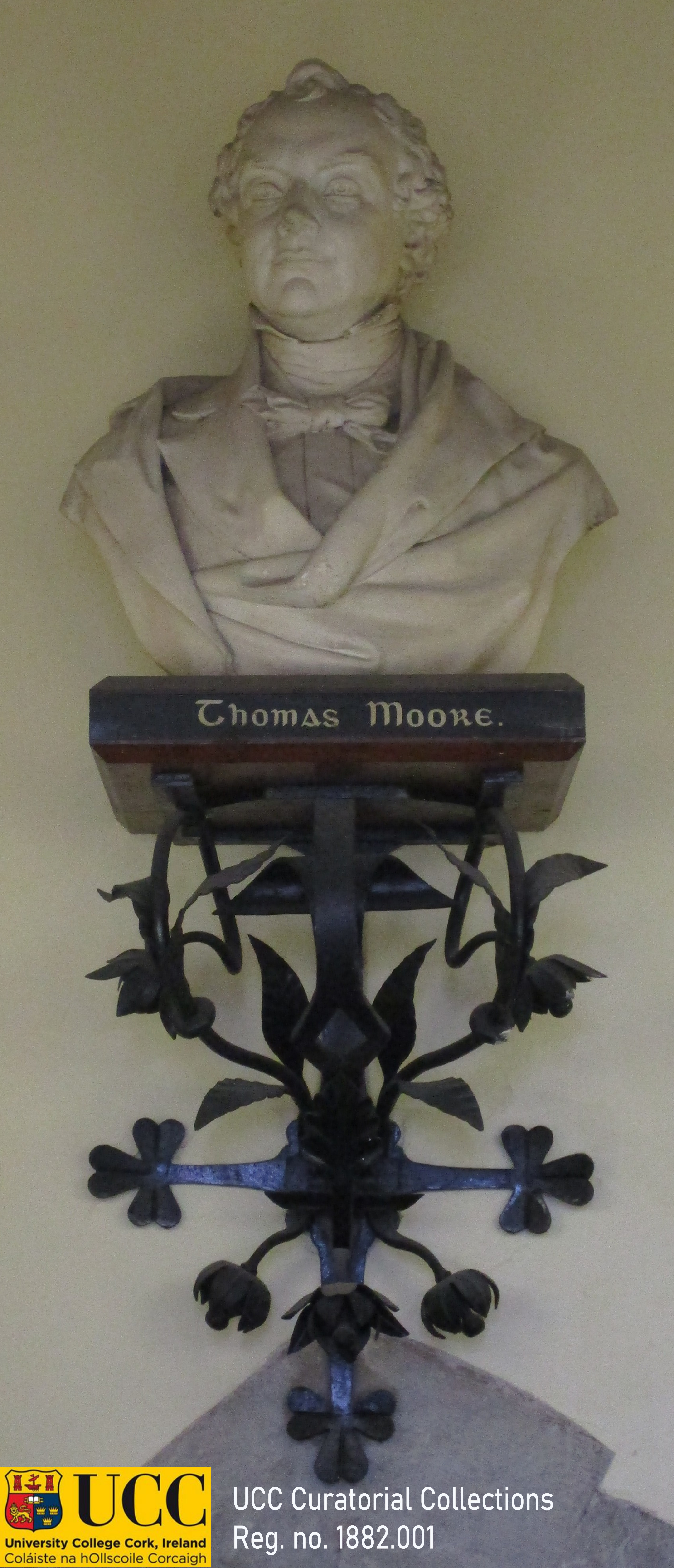 Portrait bust, Dennis B. Sheahan (fl. 1870-1900), ‘Thomas Moore’