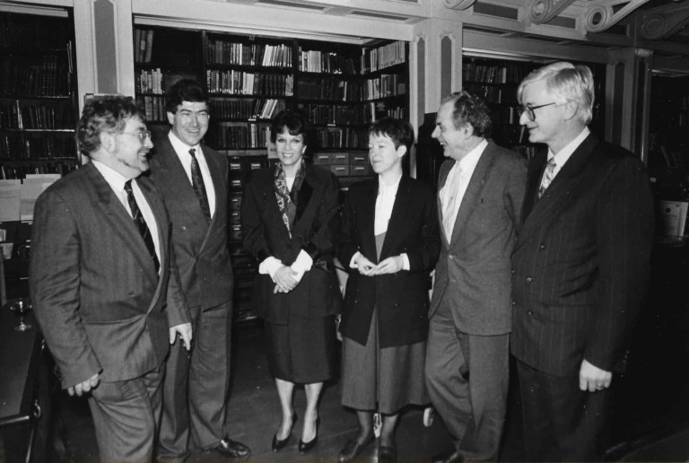 Participants in the CURIA project at the Royal Irish Academy in the early 1990s. Pictured from left to right are the late Professor Donnchadh Ó Corráin (UCC), Peter Flynn (UCC), Professor Marianne McDonald (UCSD), Dr Patricia Kelly (UCD), Professor Aidan Clarke (TCD) and the late Professor Desmond Clarke (UCC).  Image credit: TechArchives.