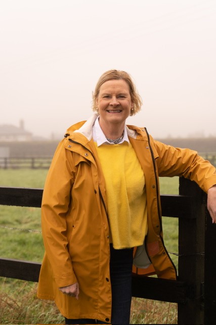 Profile picture woman standing