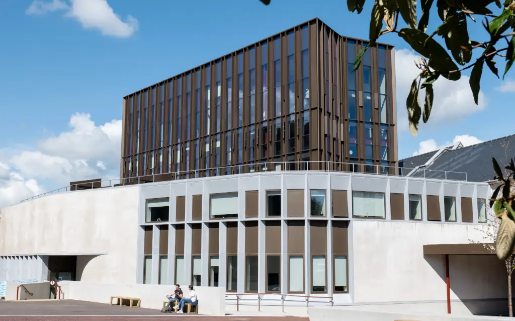 Picture of the outside of the UCC student hub